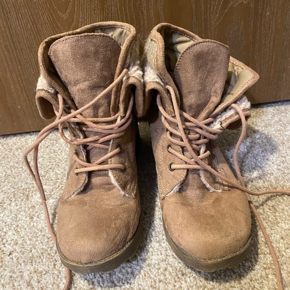 Rock and Candy Tan Lace Up Boots - Picture 2 of 5